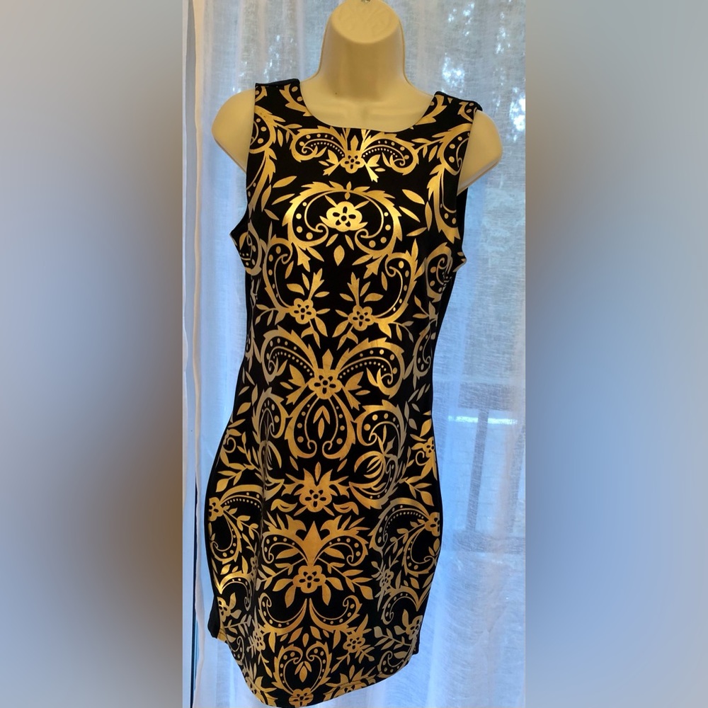 Gorgeous minidress - get your gold on!
